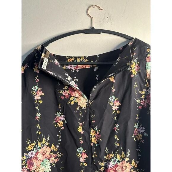 Alice + Olivia blouse‎ - Picture 2 of 6